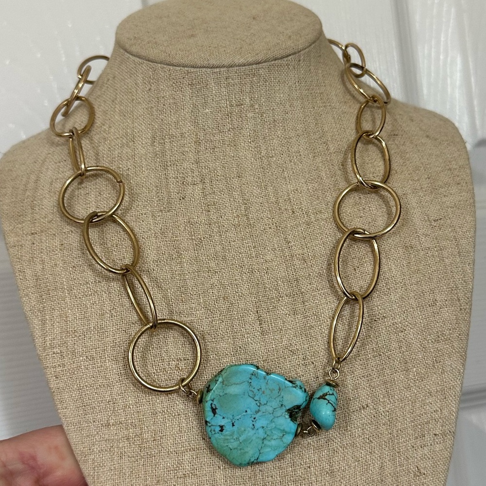 Turquoise and gold necklace